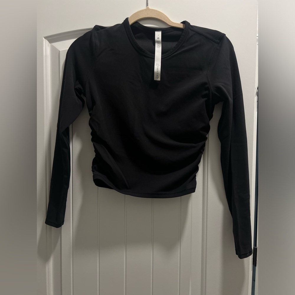 LuLuLemon side cinch long sleeve